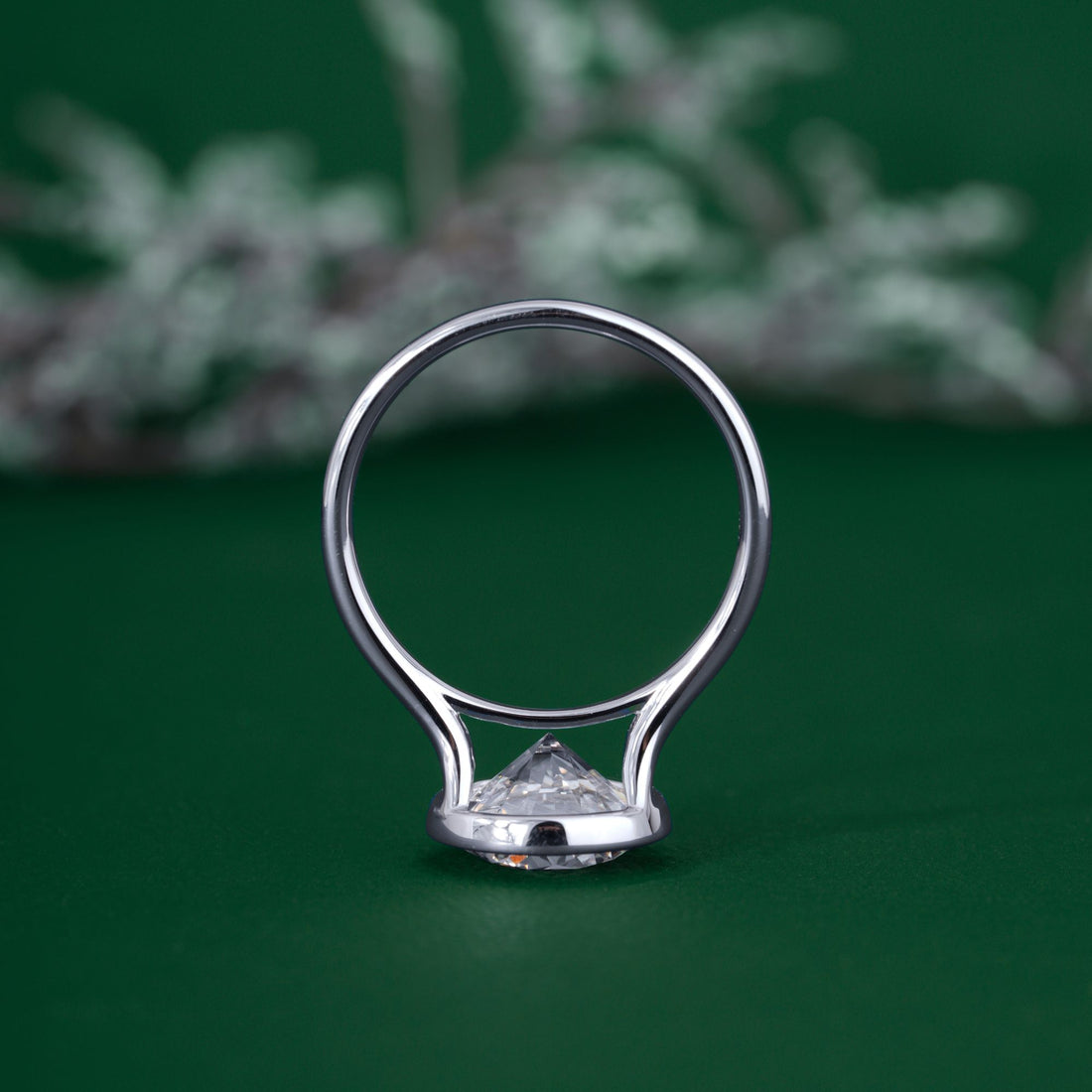Solitaire diamond ring with solitaire ring.