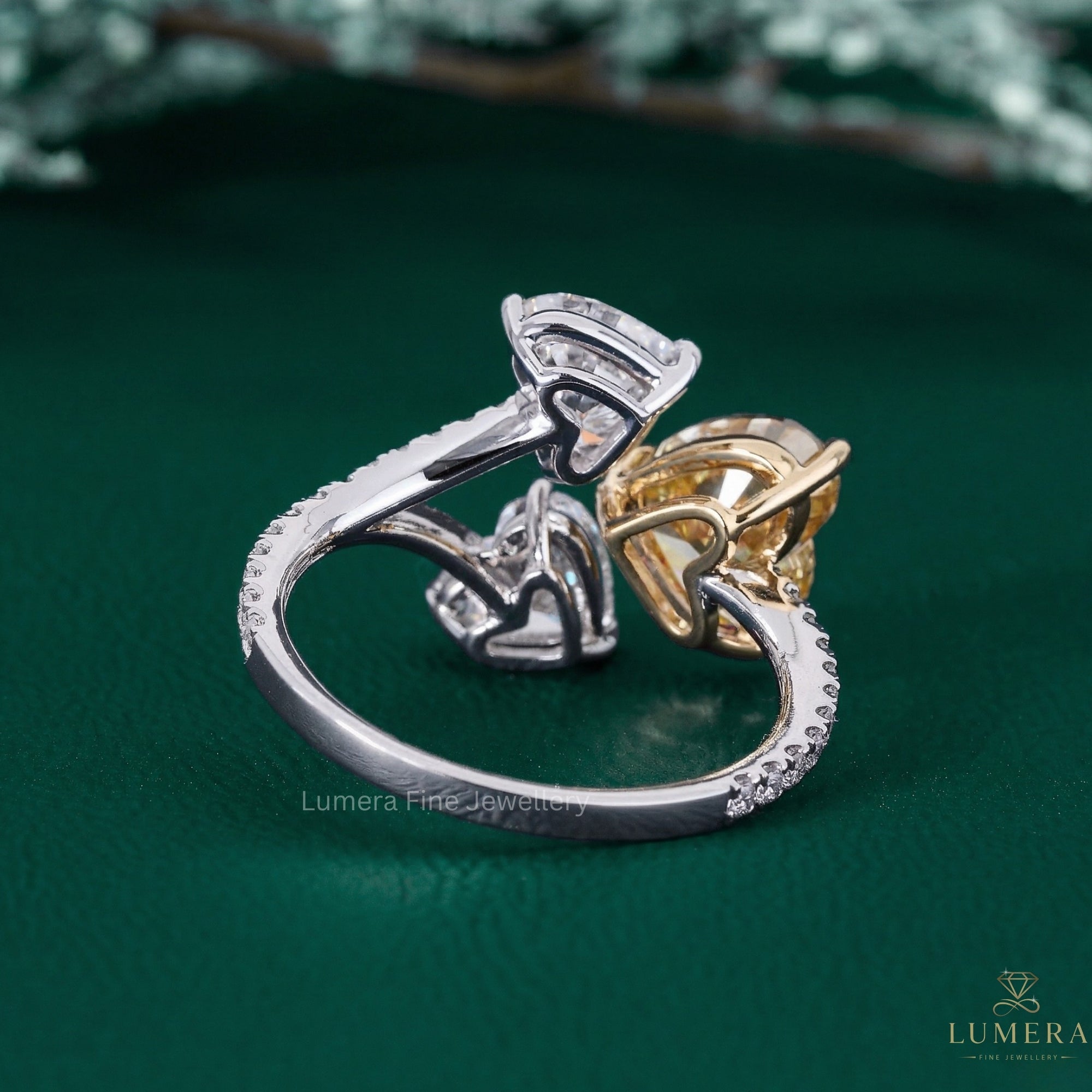 three stone ring with 3 stone diamond ring.