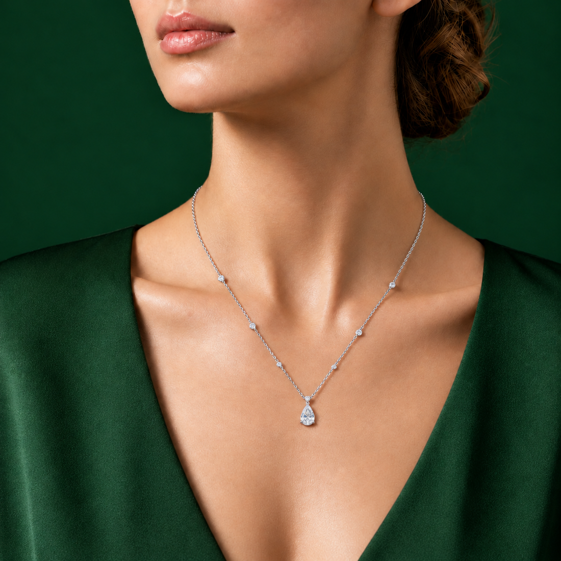 luxury teardrop diamond station jewelry with yard necklace.
