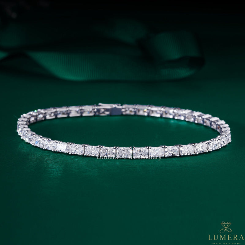 radiant cut tennis bracelet with crushed ice diamond tennis bracelet.
