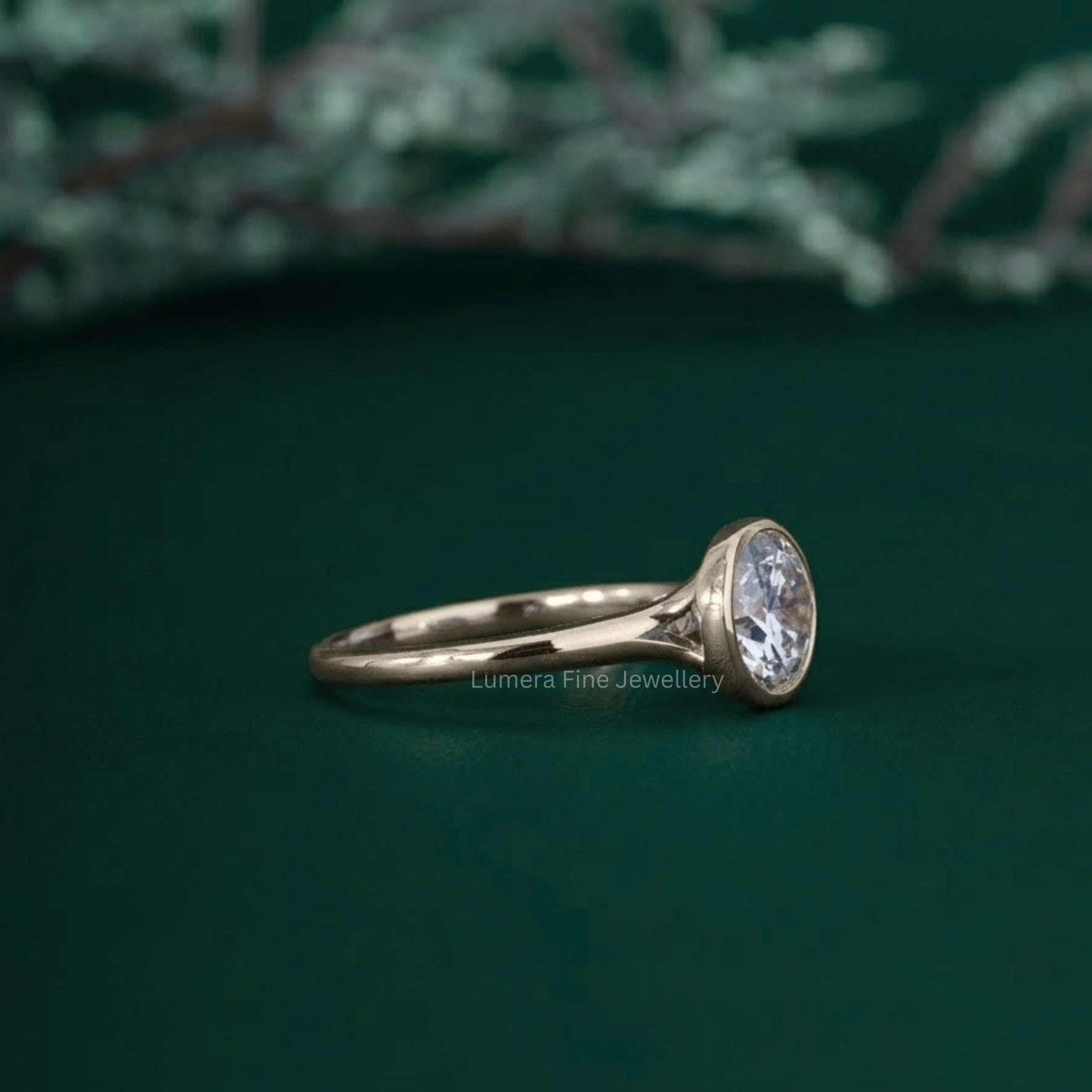 Round diamond ring with round cut engagement ring.