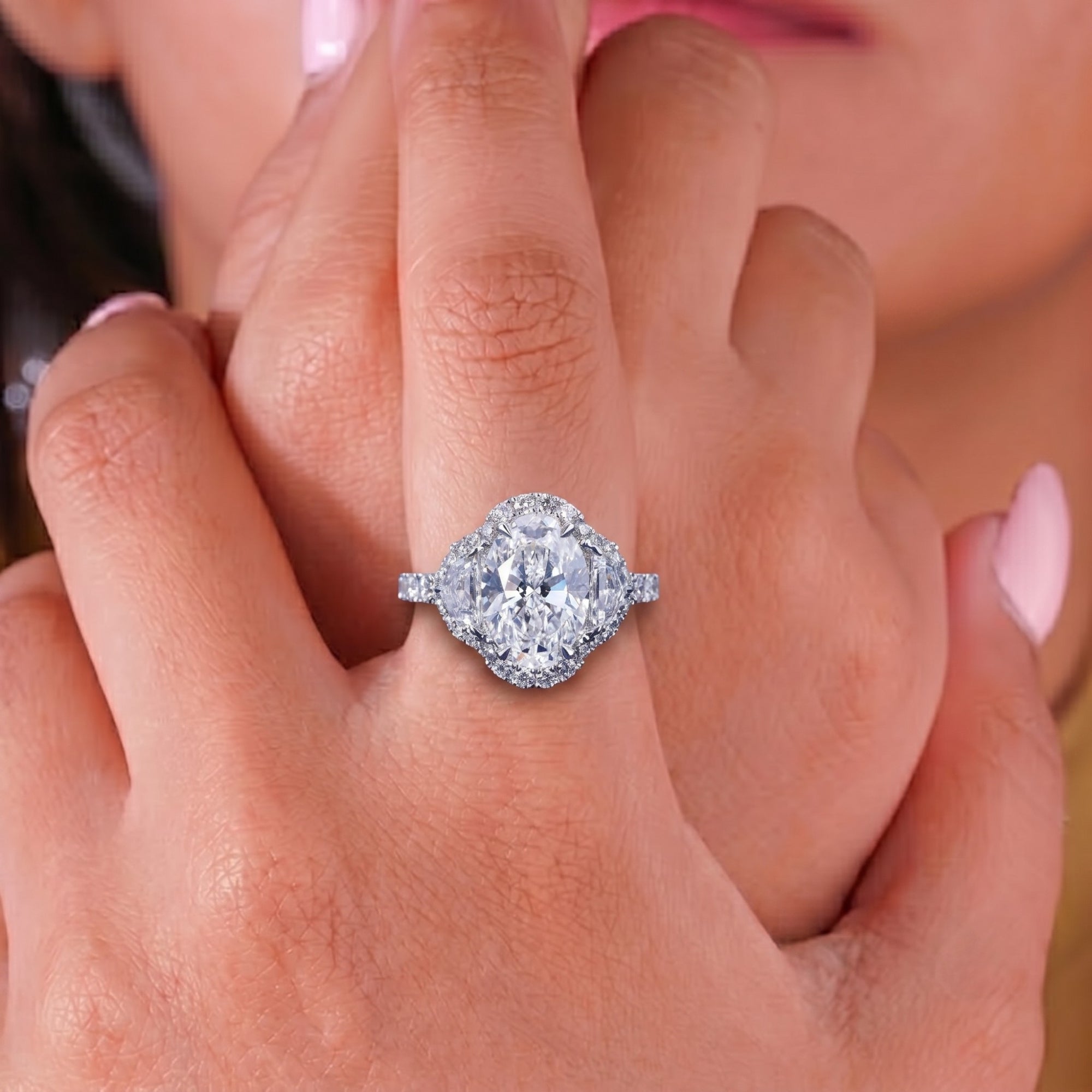 halo diamond ring with halo setting engagement ring.

