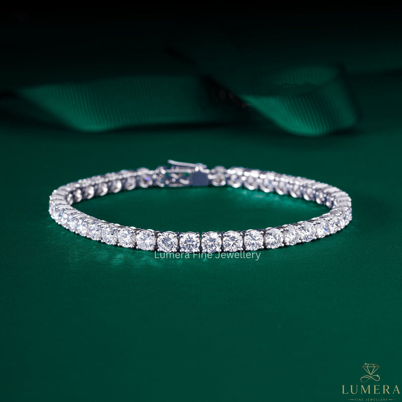 diamond tennis bracelet with 3 mm tennis bracelet.
