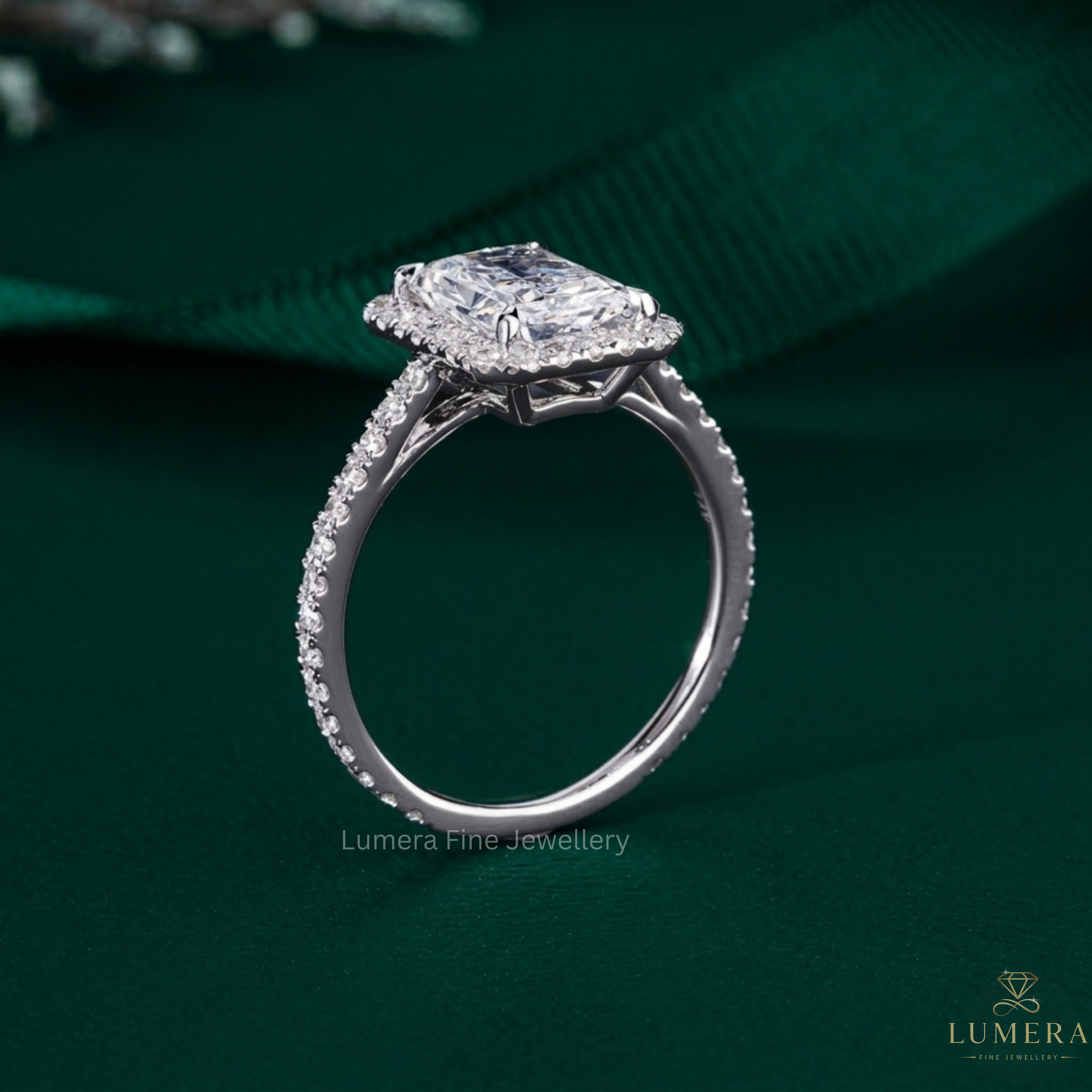 claw prong setting with cathedral ring.
