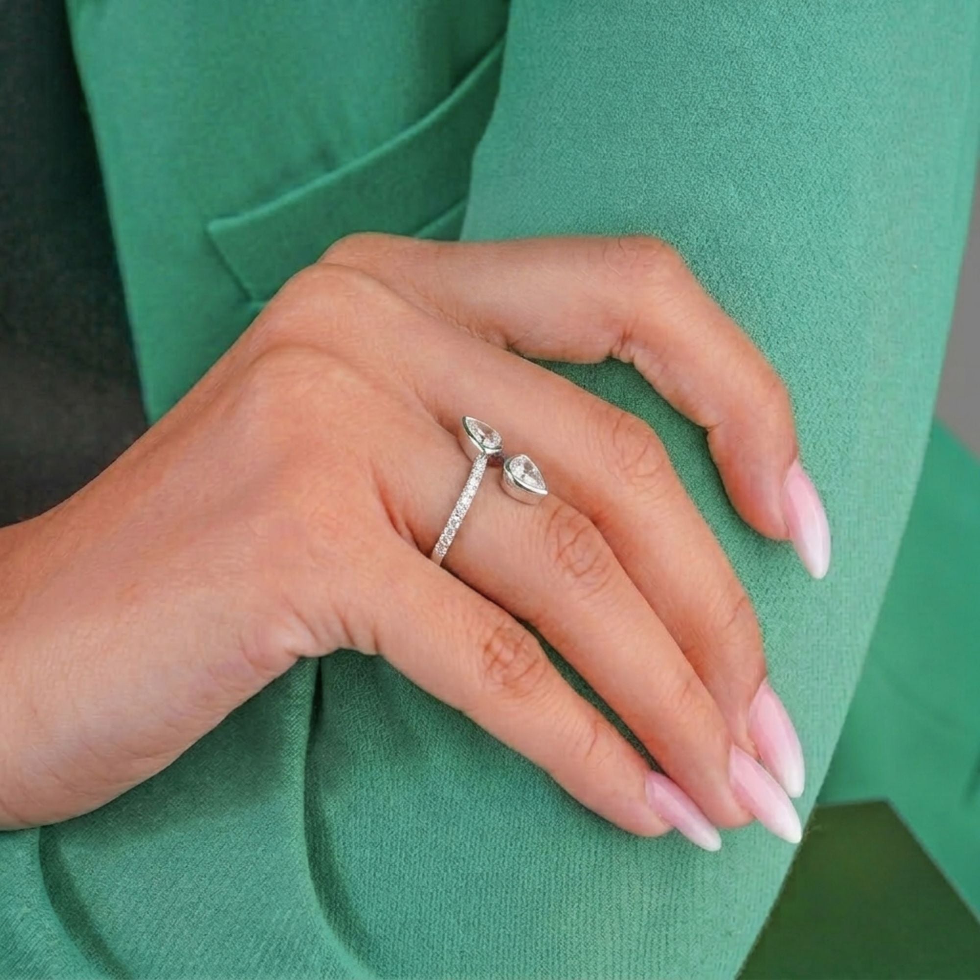 solid gold ring with IGI Certified.
