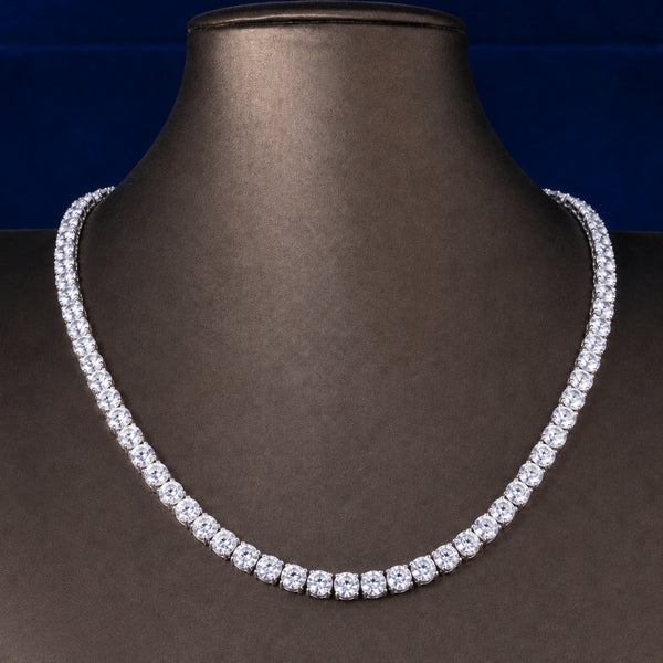 round brilliant cut diamond with 4 prong necklace
