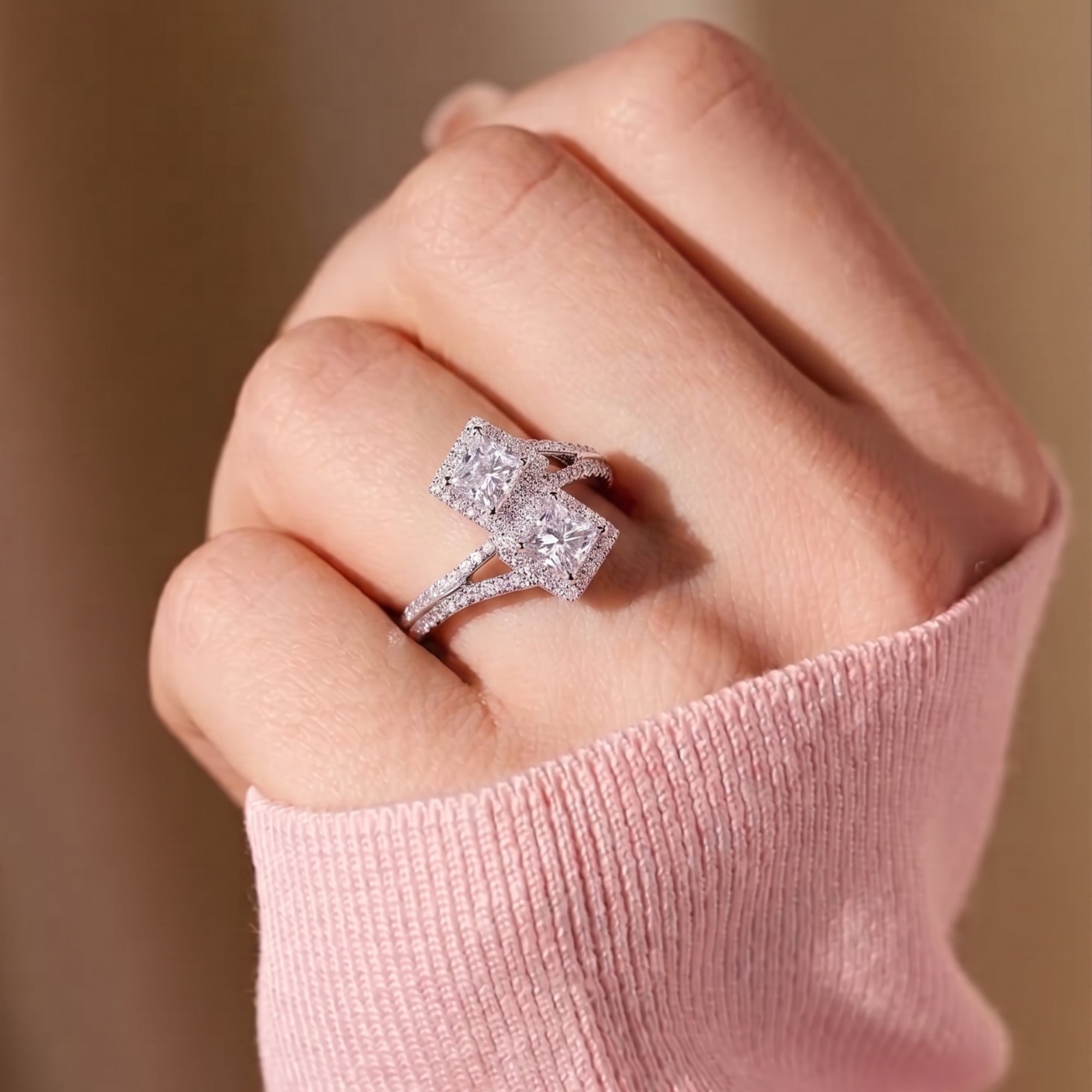 knife edge setting with two row pave band.
