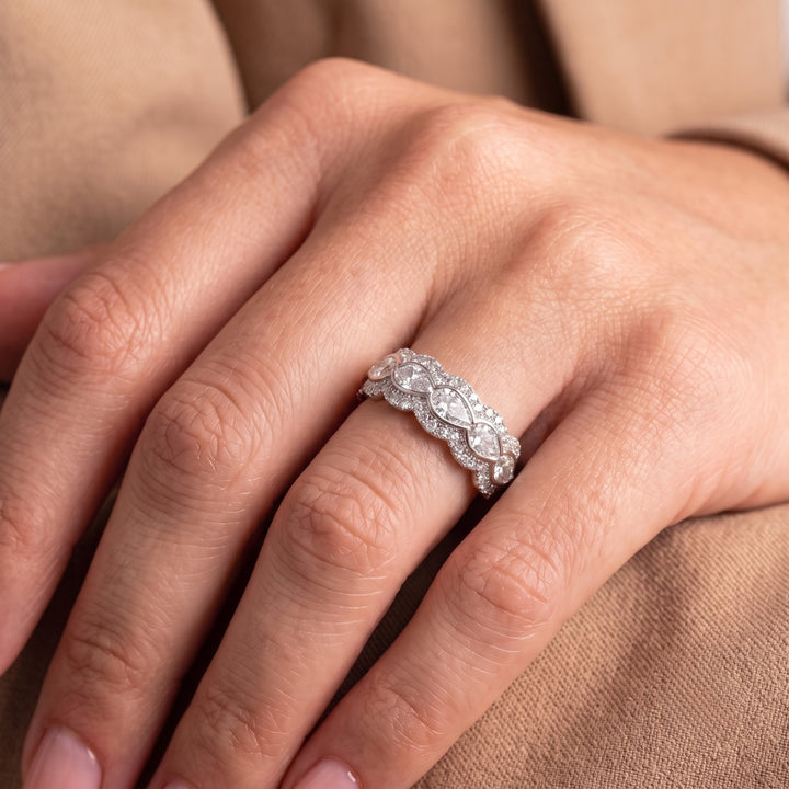 Almond shape band with buy wedding band.
