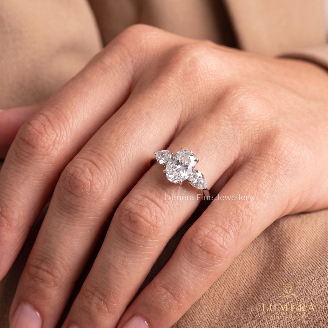 Lumera diamond ring with oval shaped diamond ring.
