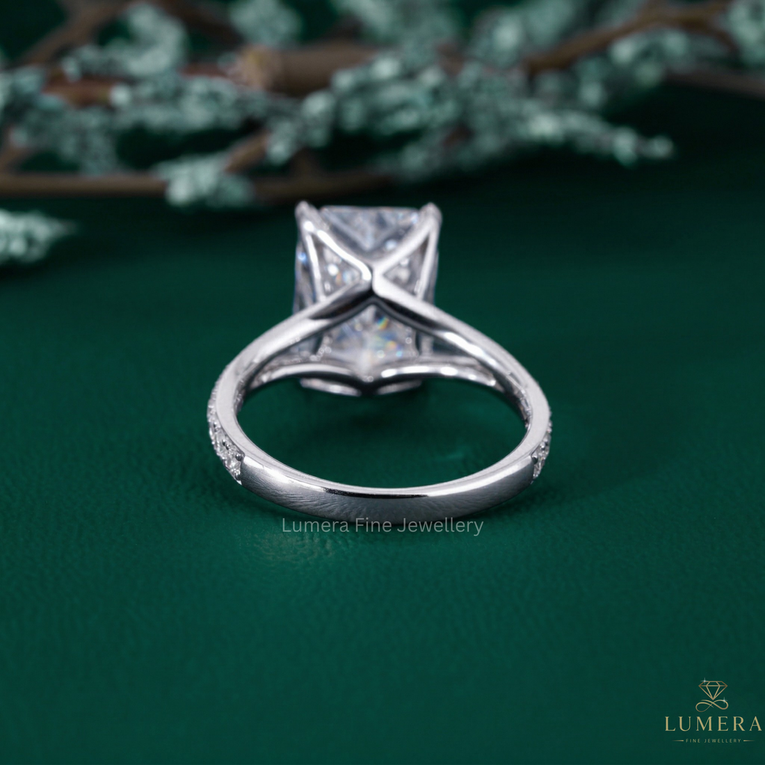 radiant ring with split shank ring.