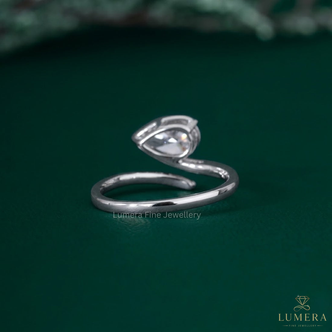 Solitaire diamond ring with Pear diamond engagement ring.