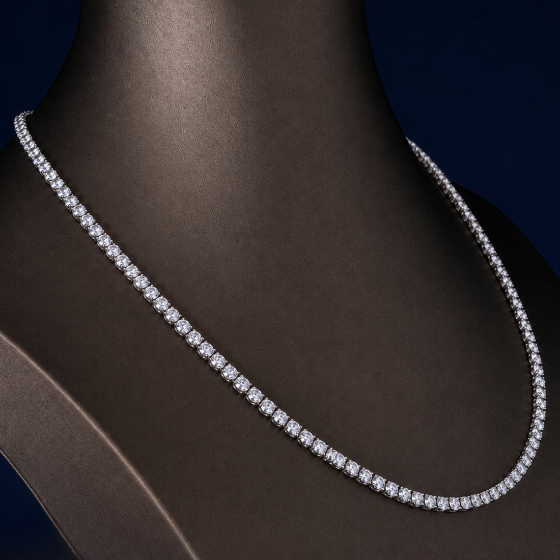 diamond tennis necklace with illusion setting tennis necklace.
