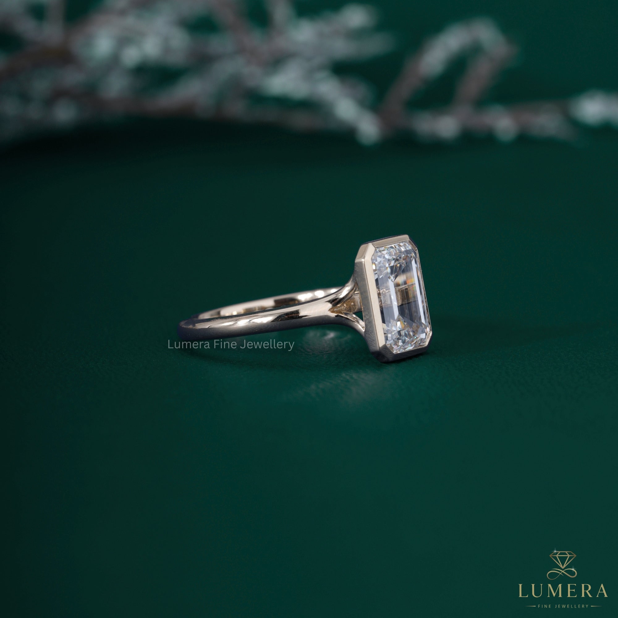 Emerald diamond engagement ring with emerald diamond ring.