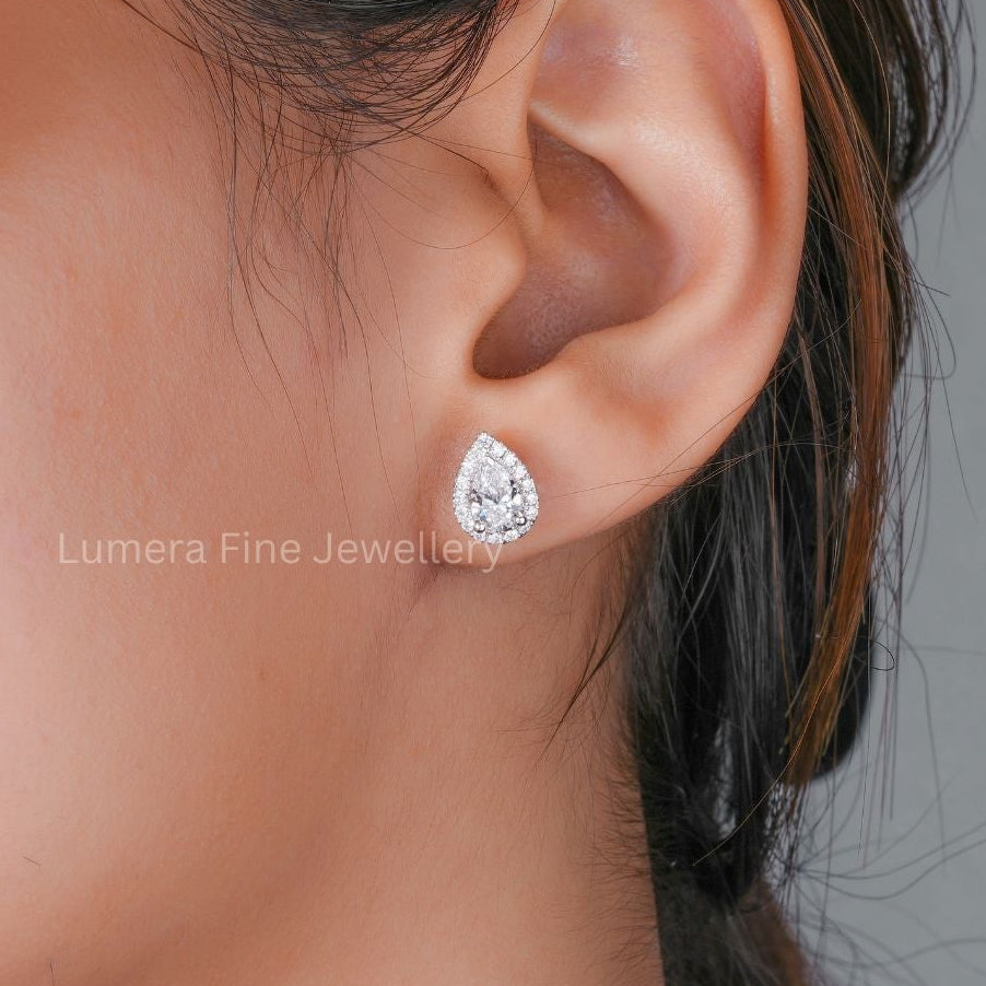 solid gold earrings with lab grown diamond.
