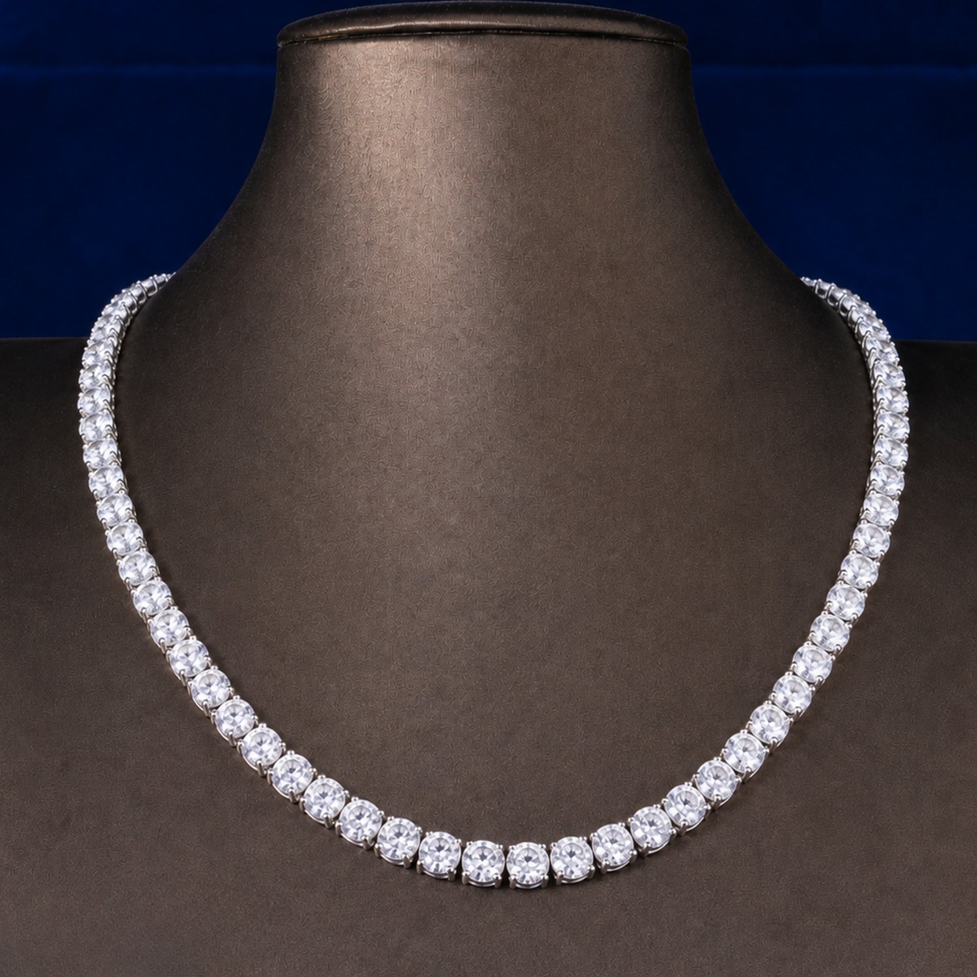 premium lab grown diamond tennis chain with round diamond necklace.