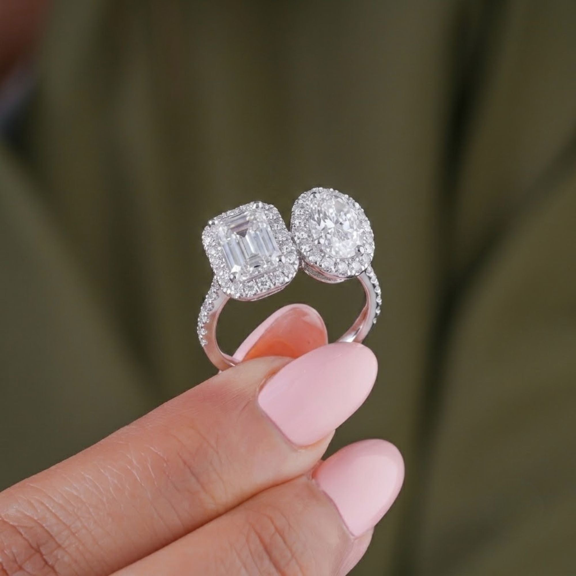 Pave setting ring band with prong setting.
