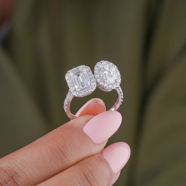 Pave setting ring band with prong setting.
