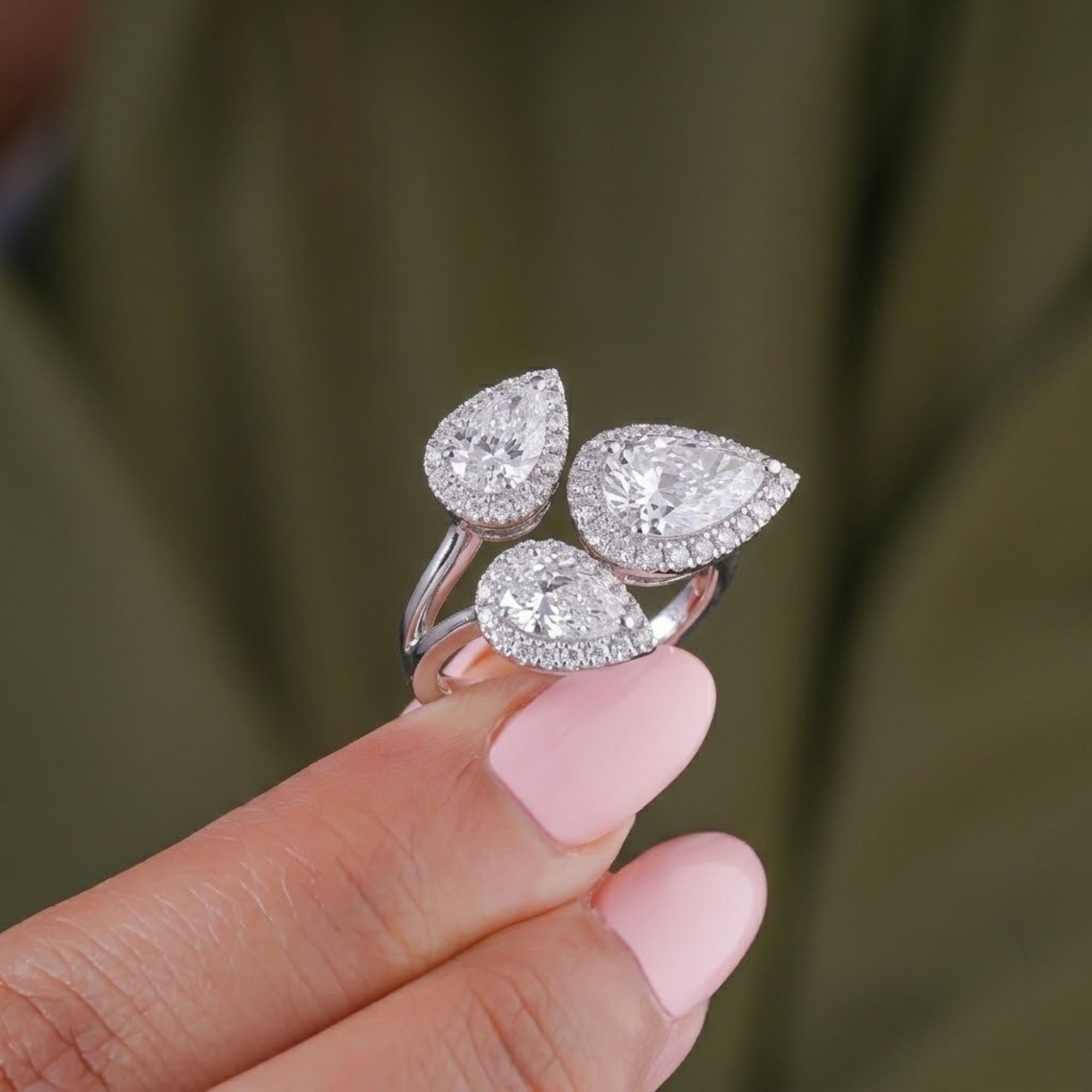 three stone diamond ring with 3 stone ring.
