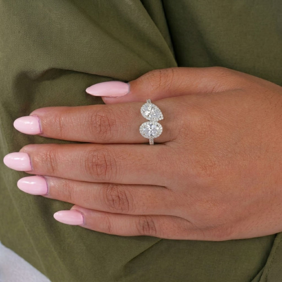 Lumera diamond ring with Pear And Oval Diamond Ring.
