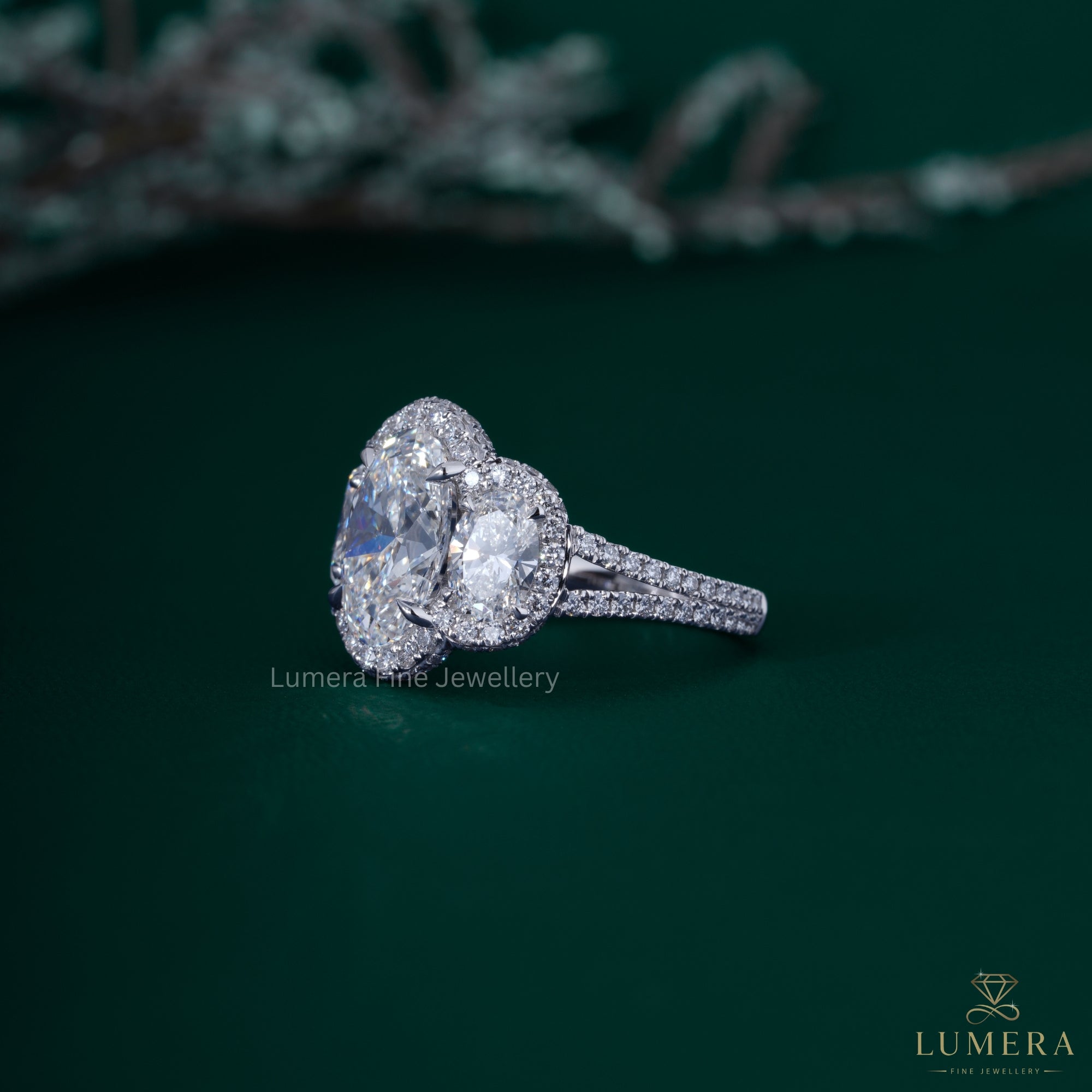Oval diamond engagement ring with Oval cut engagement ring.