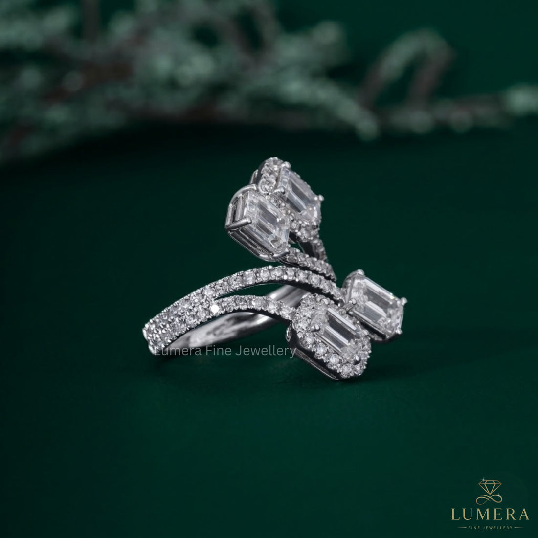 Halo setting ring with emerald diamond halo ring.