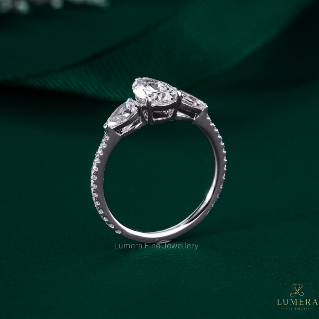 Three stone diamond ring with Three stone ring.