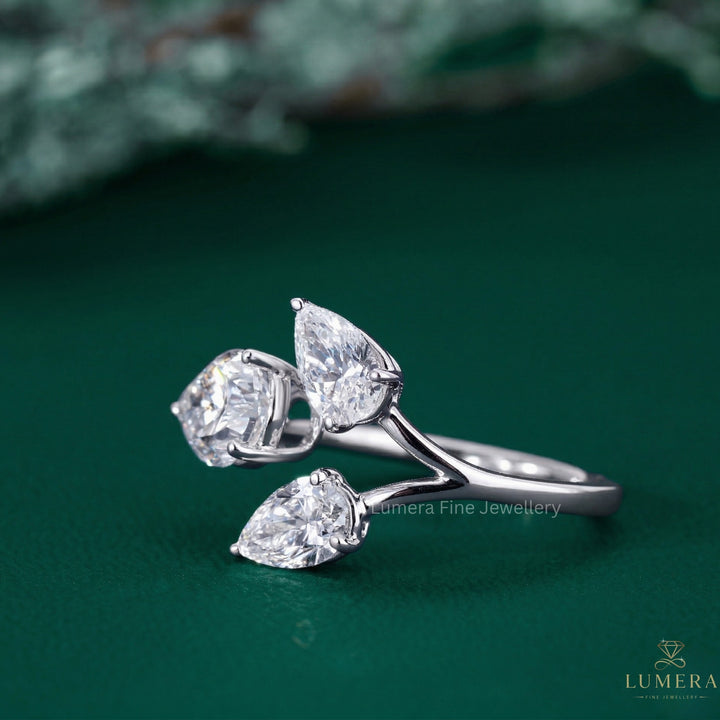 nature inspired engagement ring with leaves diamond ring.