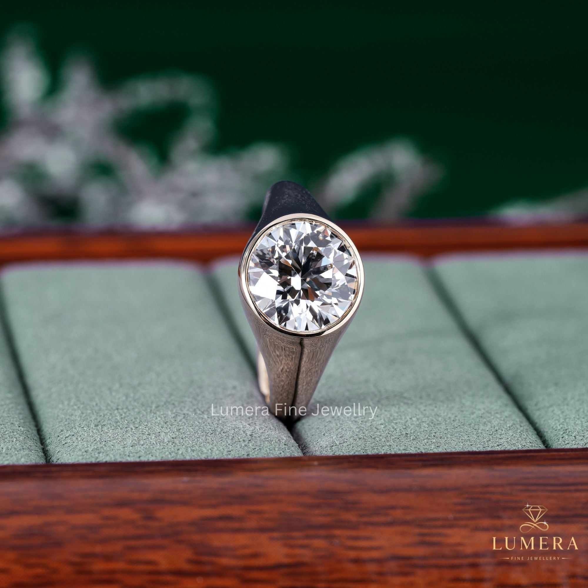 bezel setting ring with bezel engagement ring.
