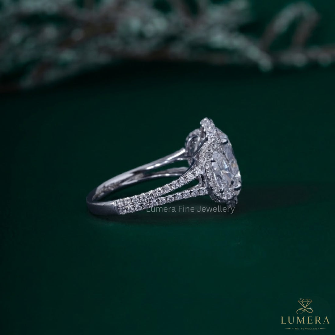 Halo diamond ring with Claw prong setting.