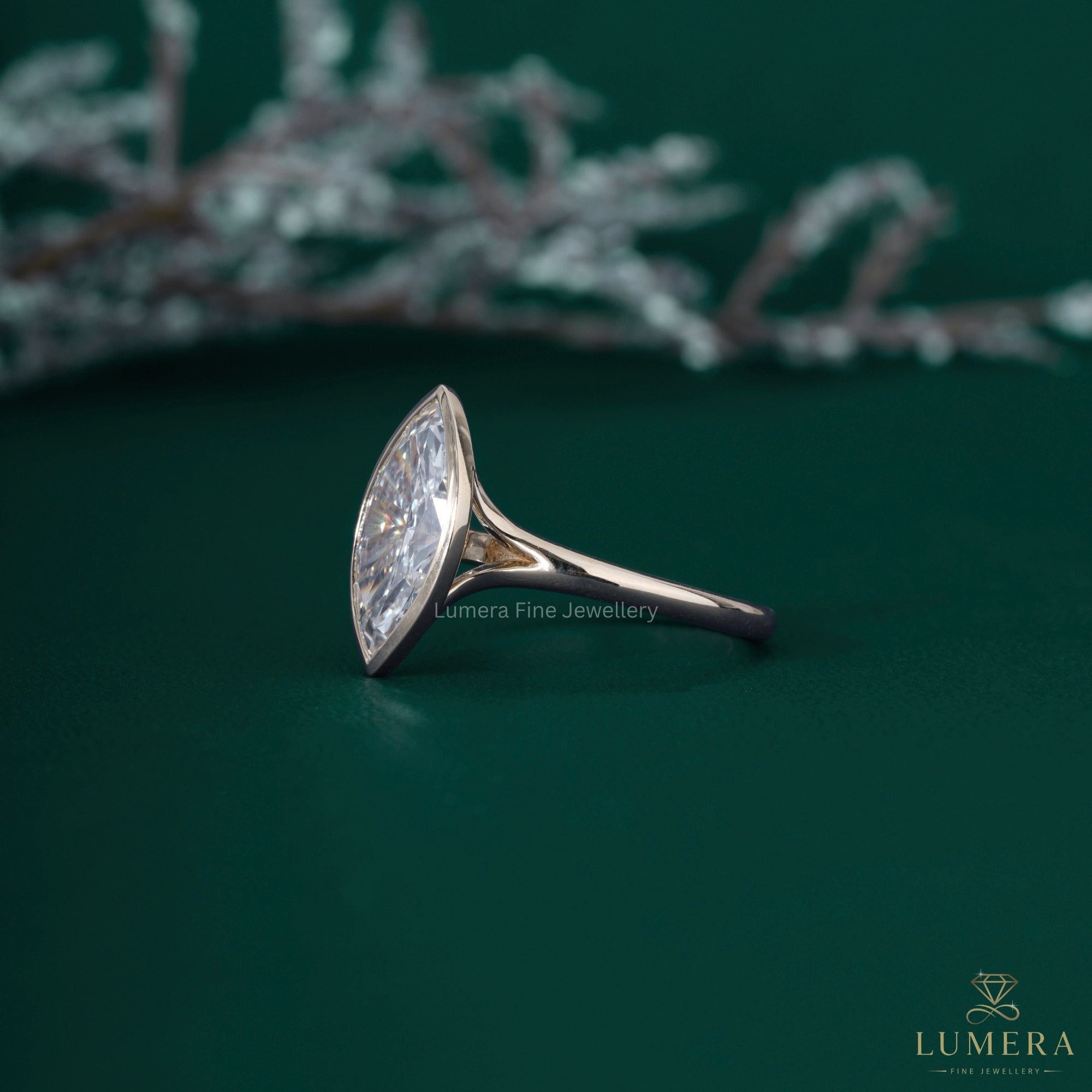 Open bezel setting ring with bezel engagement ring.