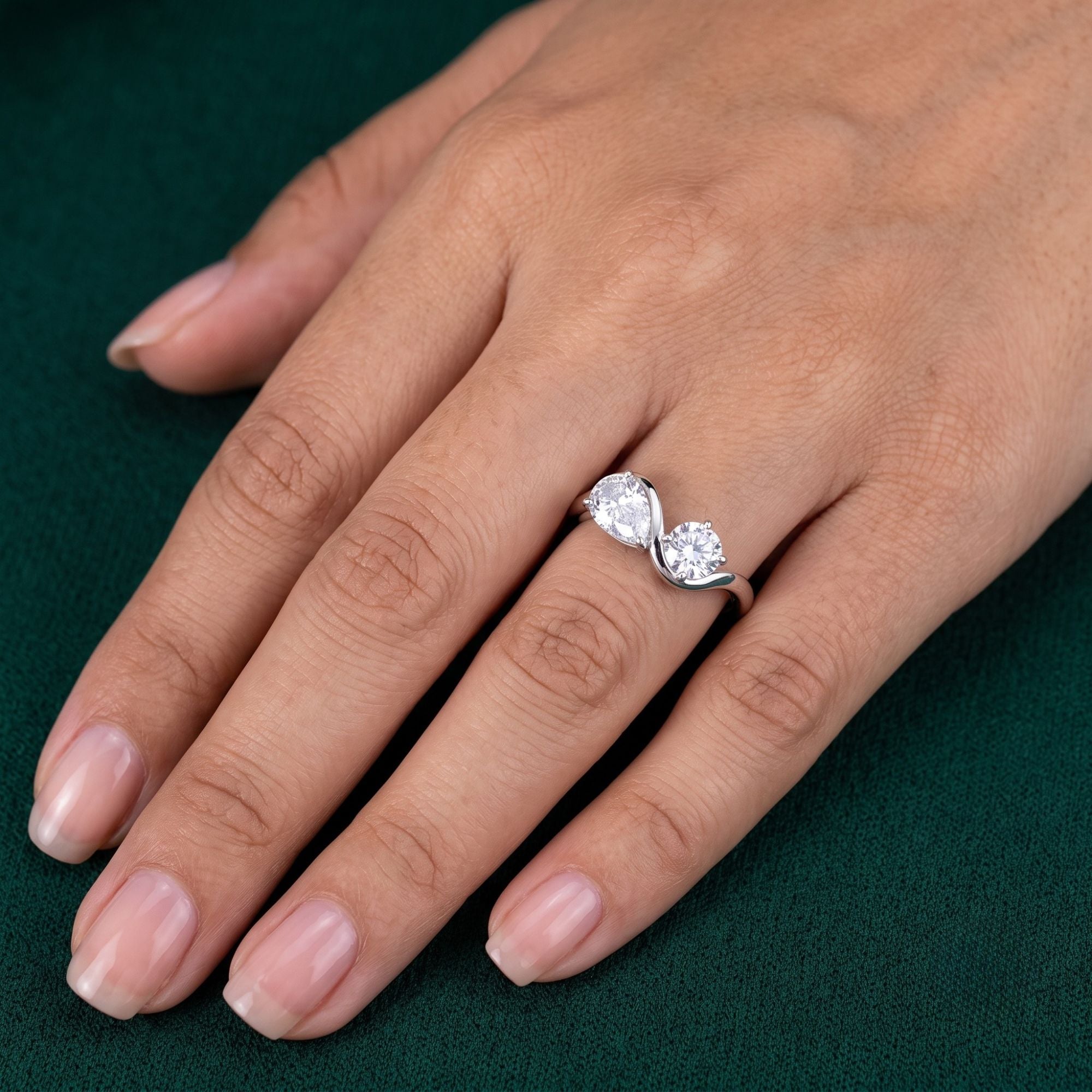propose ring with customized ring.

