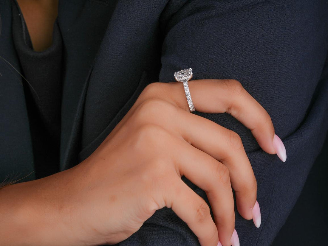 lab grown diamond ring with IGI Certified.
