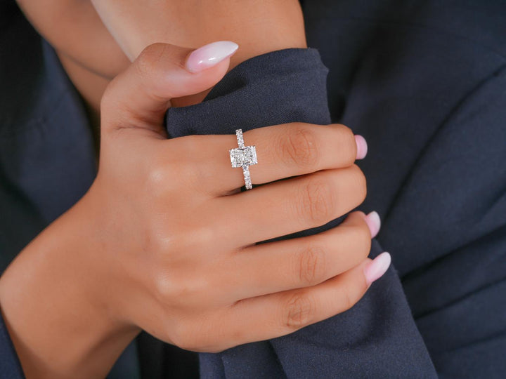 customized ring with lab grown diamond.
