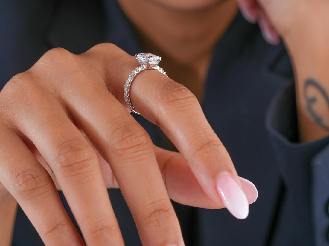 U prong band with round cut pave band ring.
