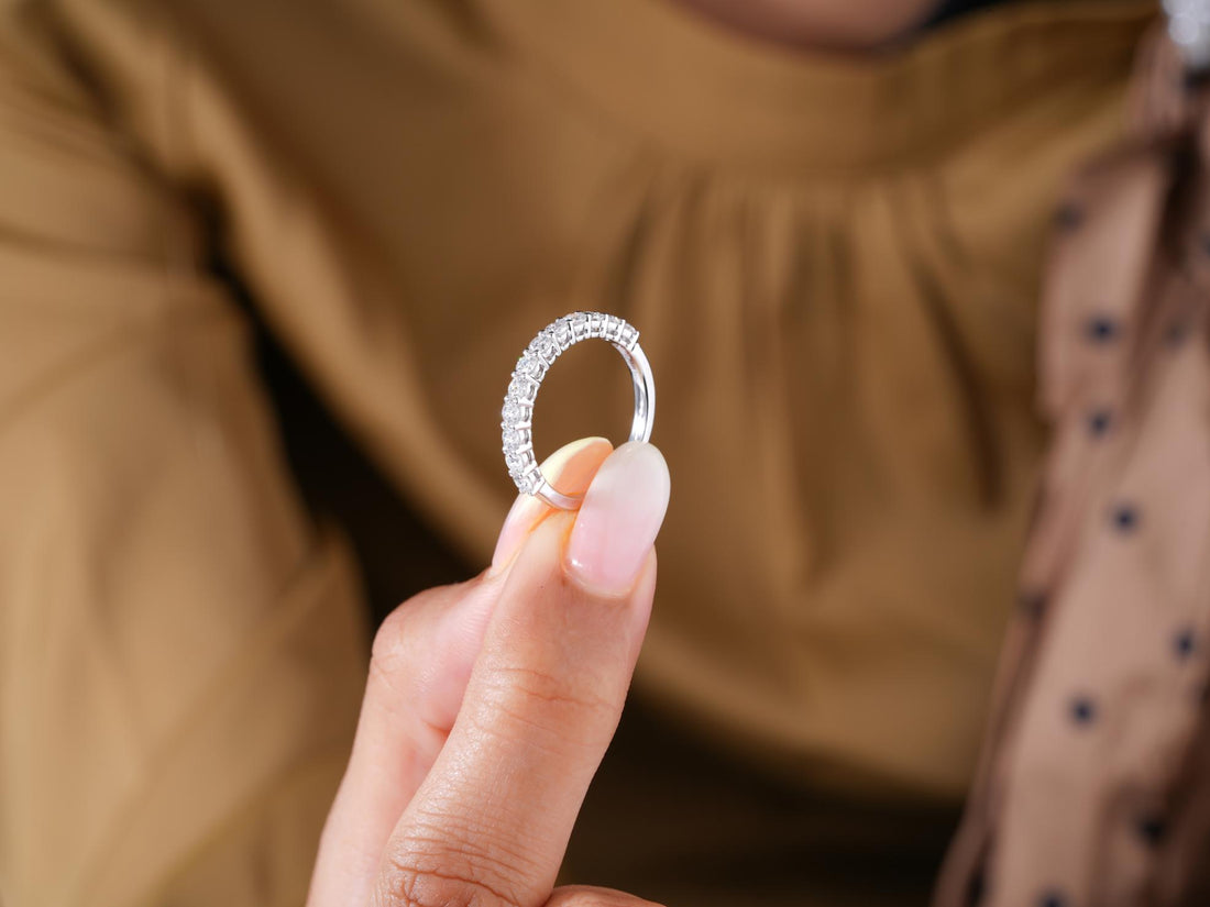 round cut diamond wedding band with solid gold band.
