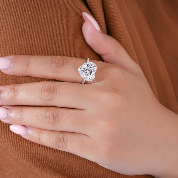 pave setting ring with claw prong setting.
