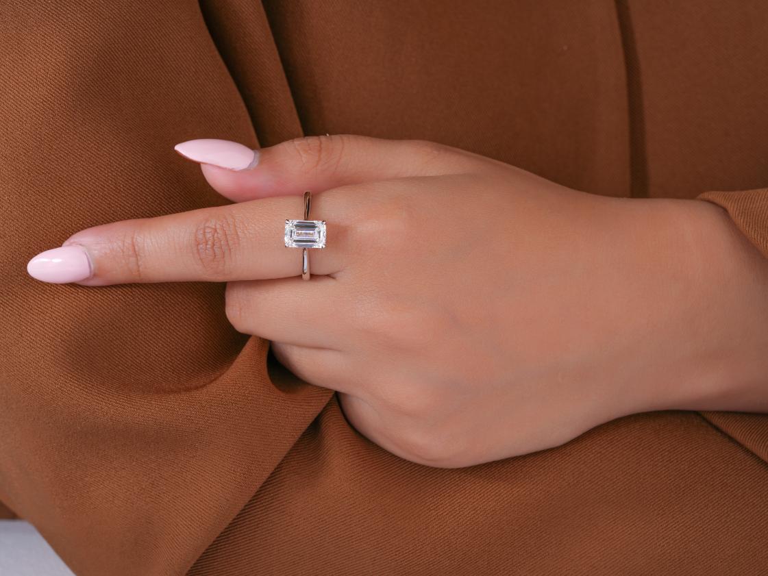 solitaire engagement ring in simple diamond ring style.

