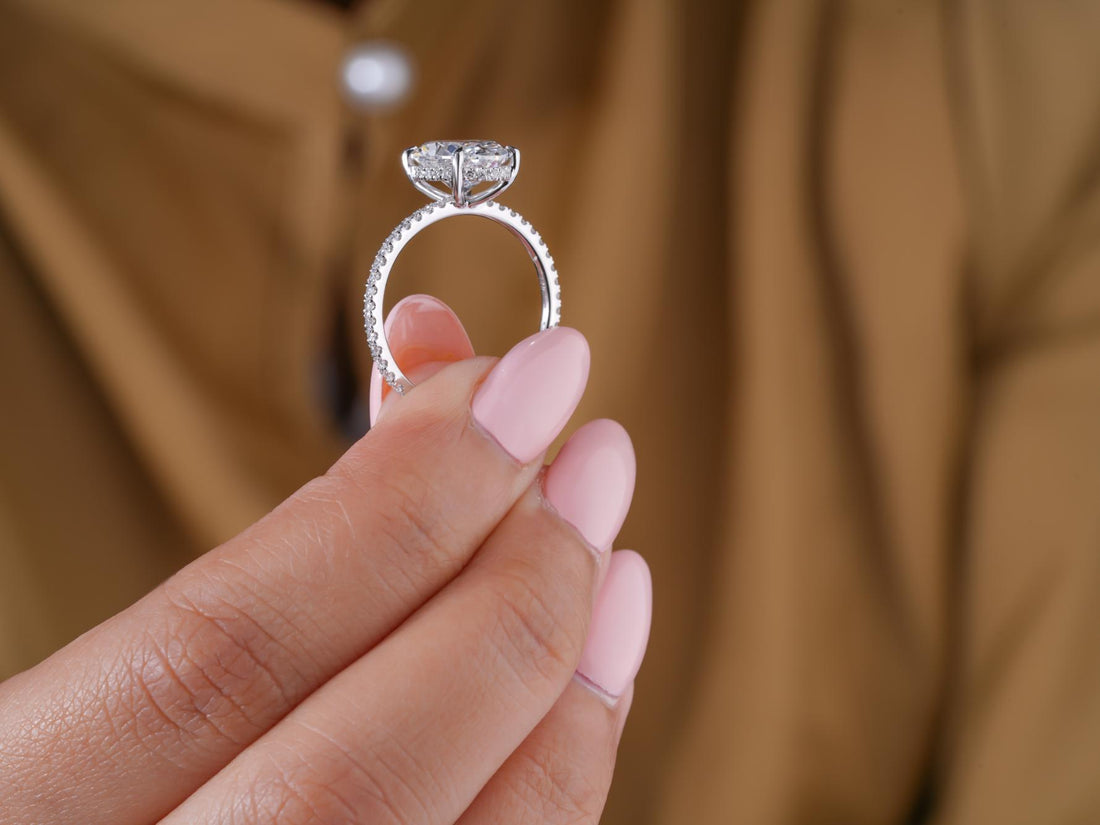 oval diamond ring with solid gold diamond ring.

