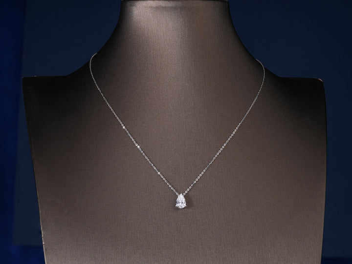 spring ring lock with solid gold pendant.
