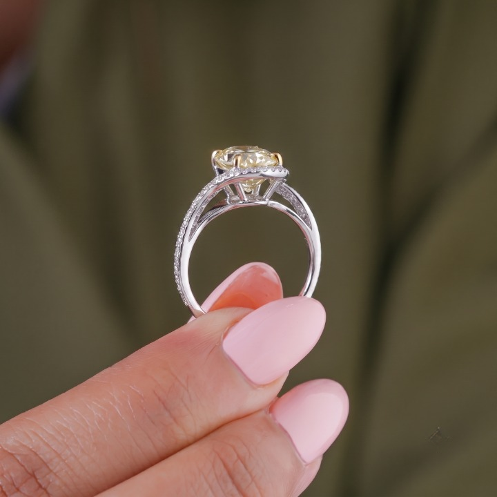 customized ring with lab grown diamond.
