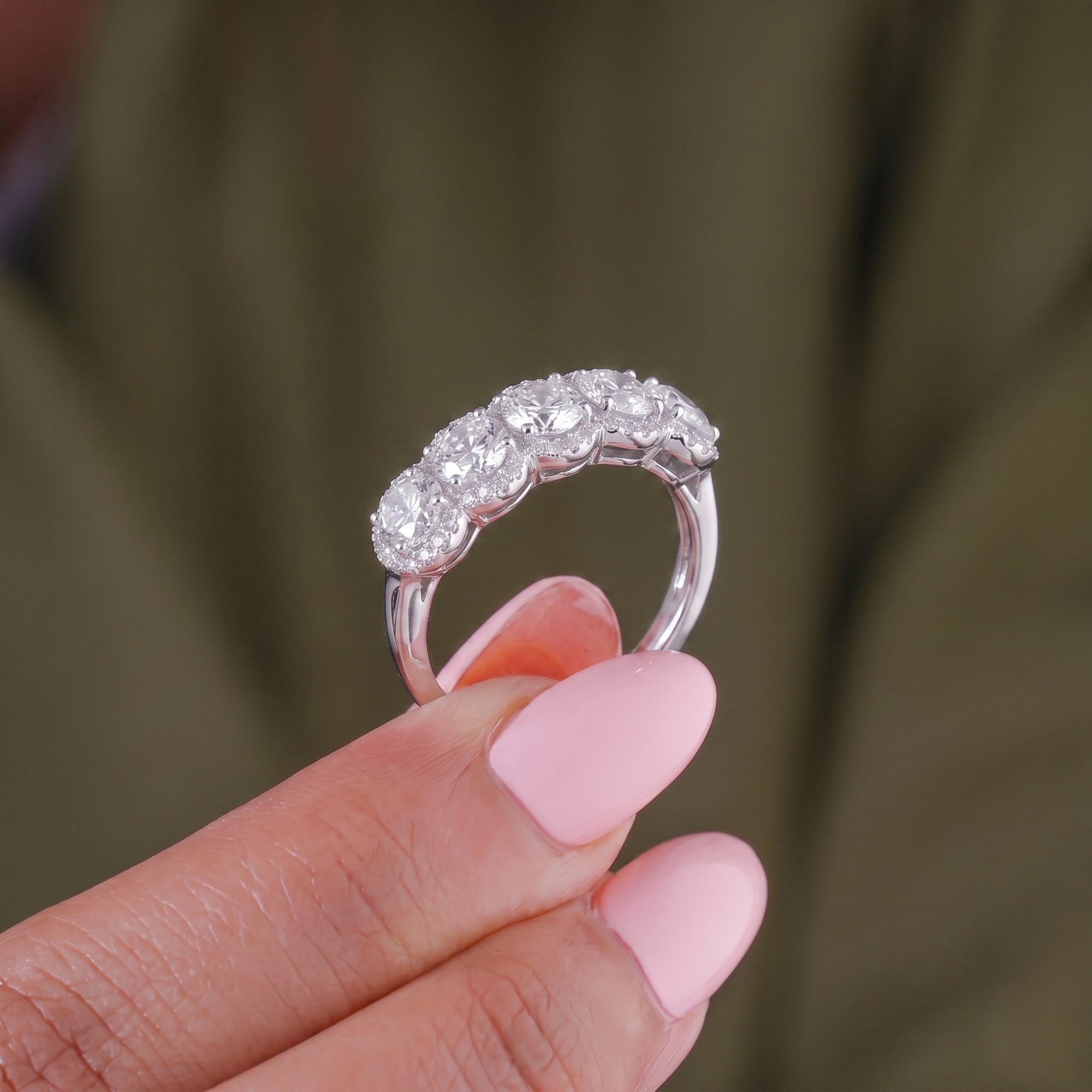 Round cut band with gift for woman.
