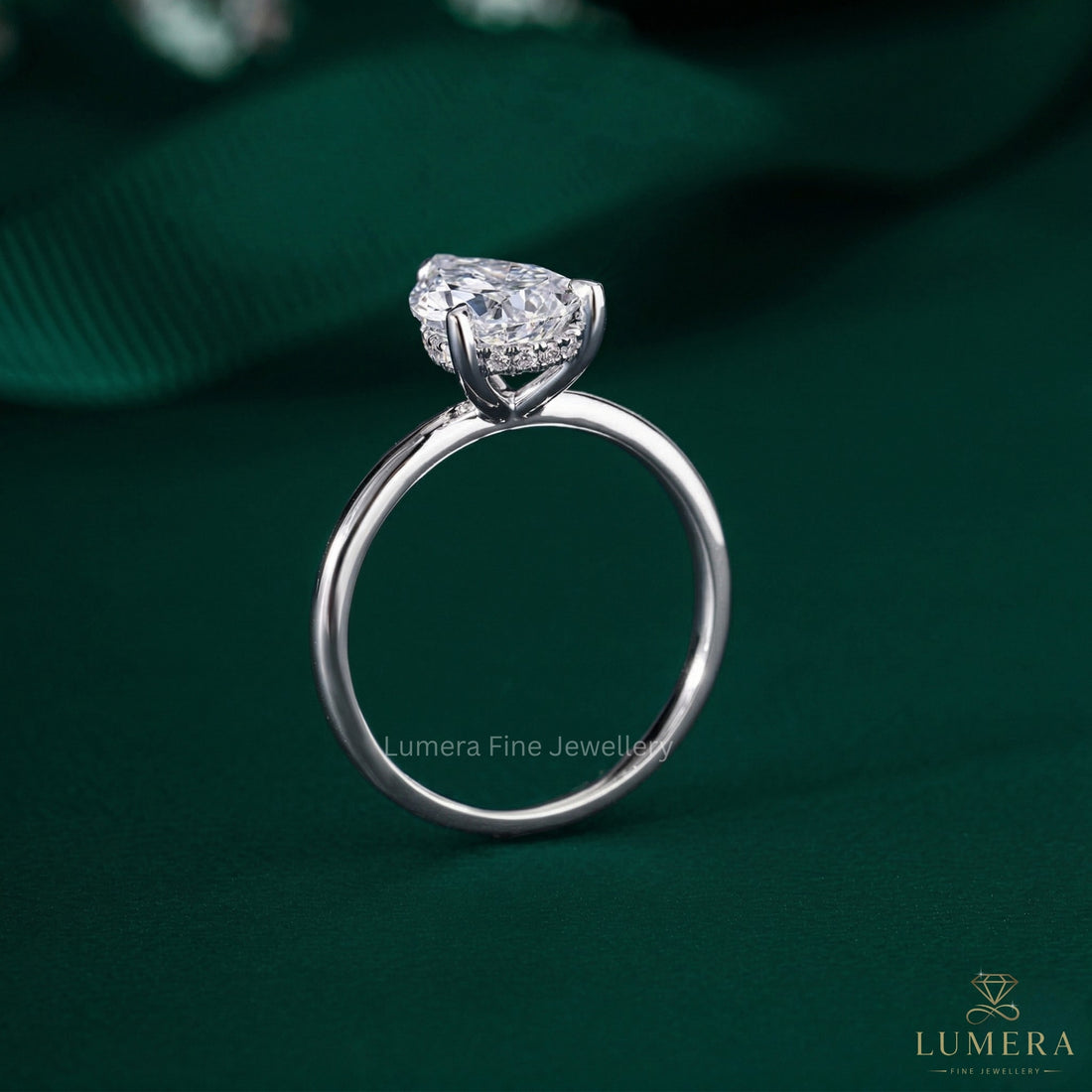 Solitaire Engagement ring with solid gold ring.