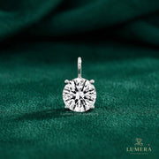 Round cut solitaire Pendant