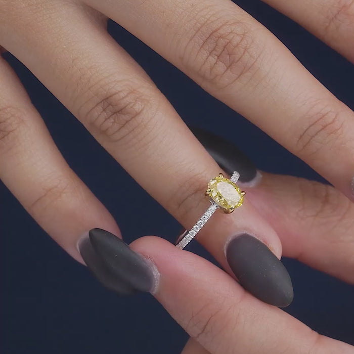 4 prong ring setting with 4 prong high setting.
