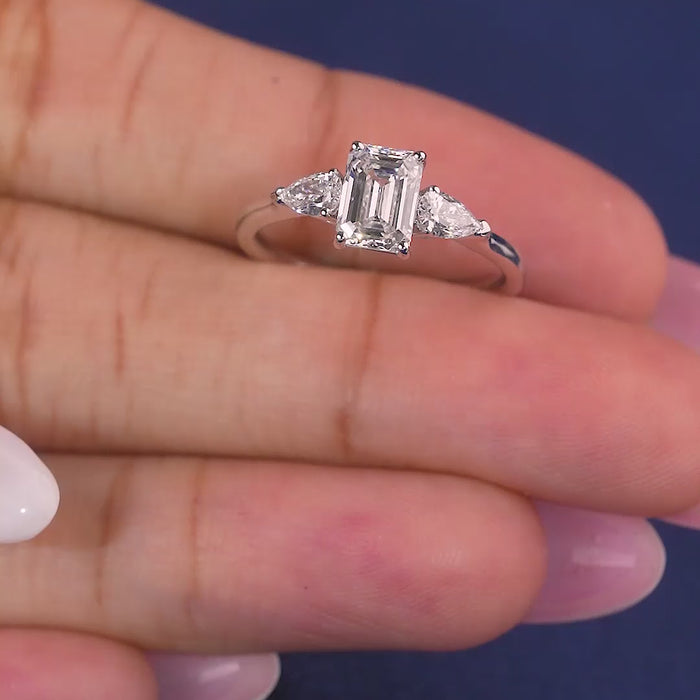 IGI Certified with lab grown diamond.
