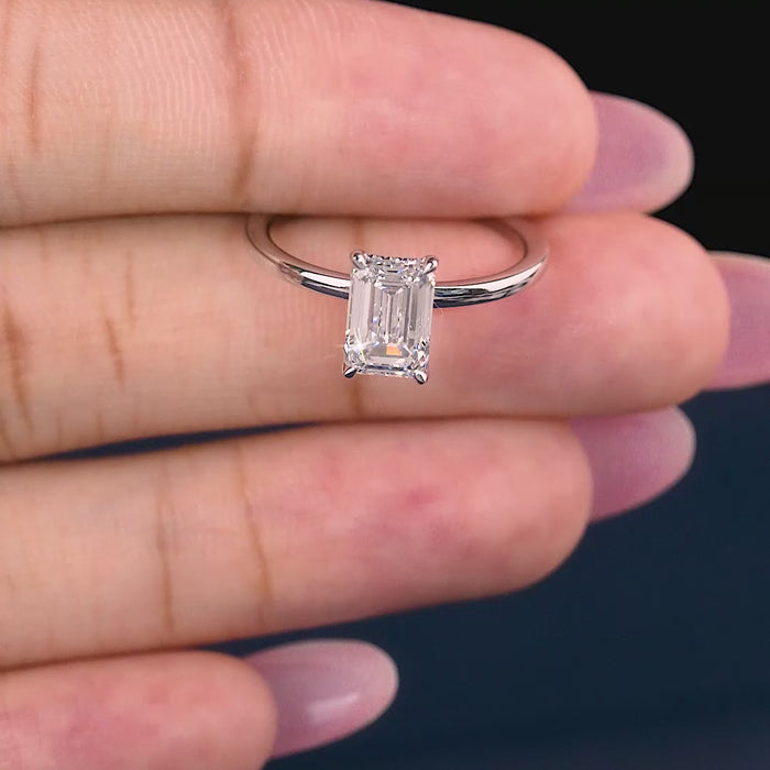 lab grown diamond in lumera diamond ring collection.
