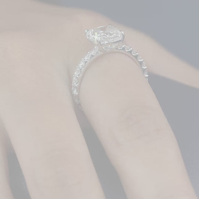 pave setting ring with round cut pave ring.

