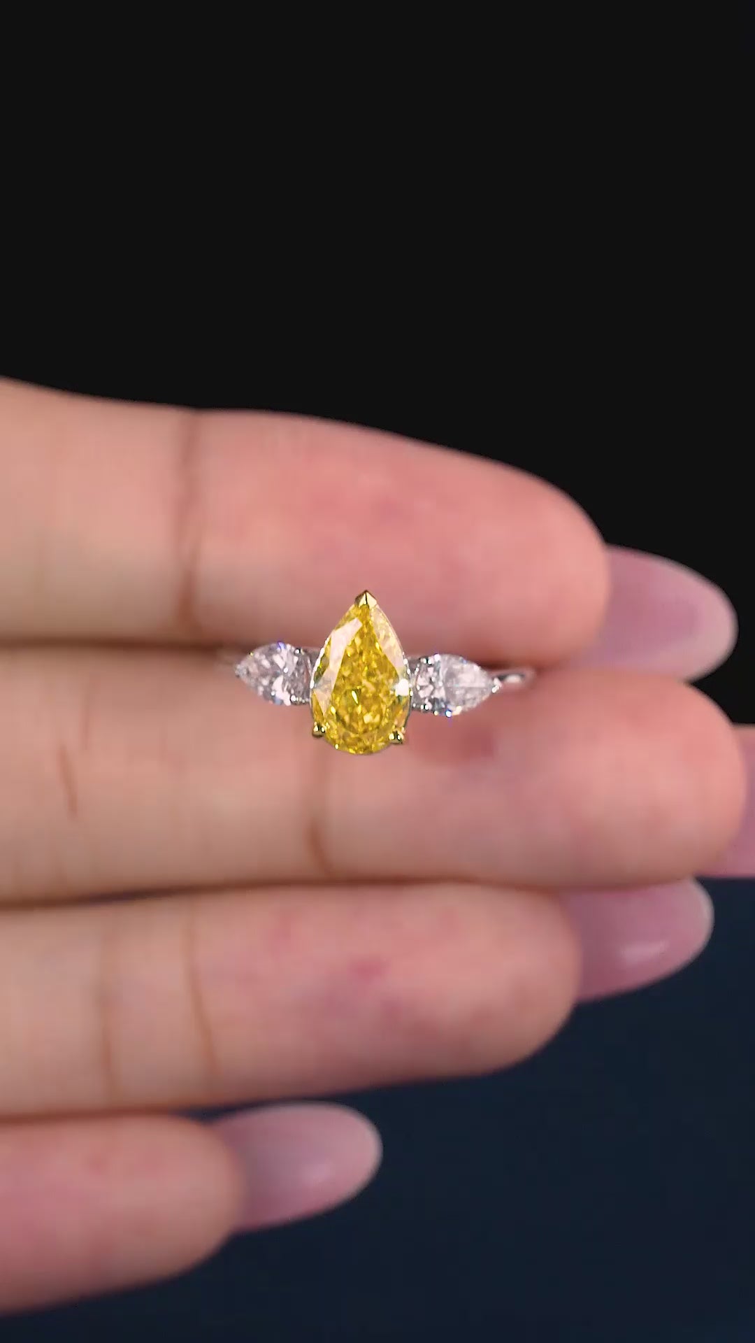 Two tone gold ring with Yellow white gold ring.
