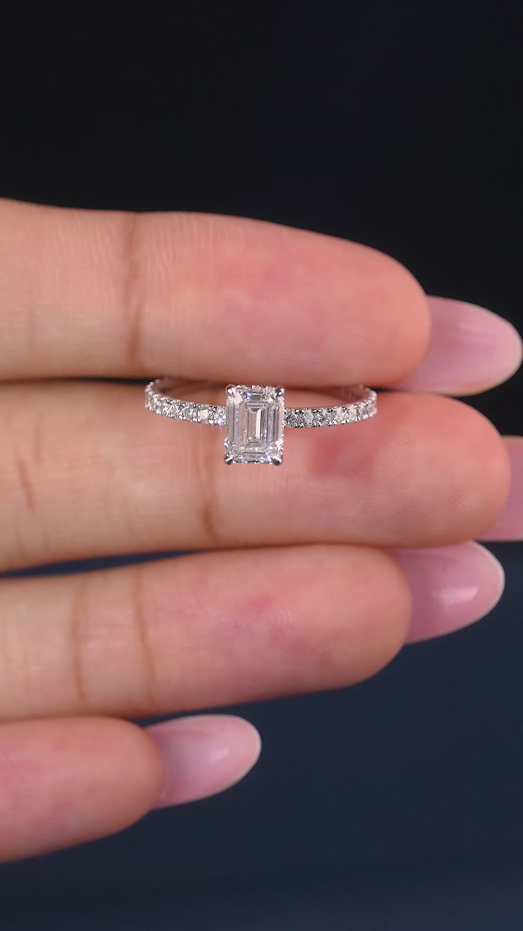 lab grown diamond with customized ring.
